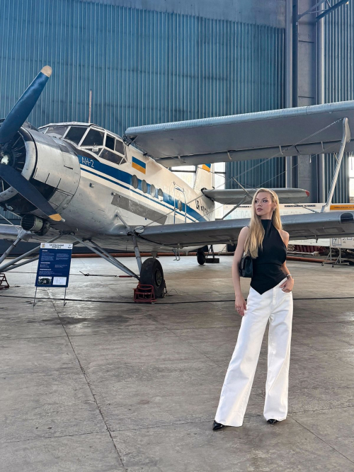 Viktoria Apanasenko Instagram Photos, September 2025 1