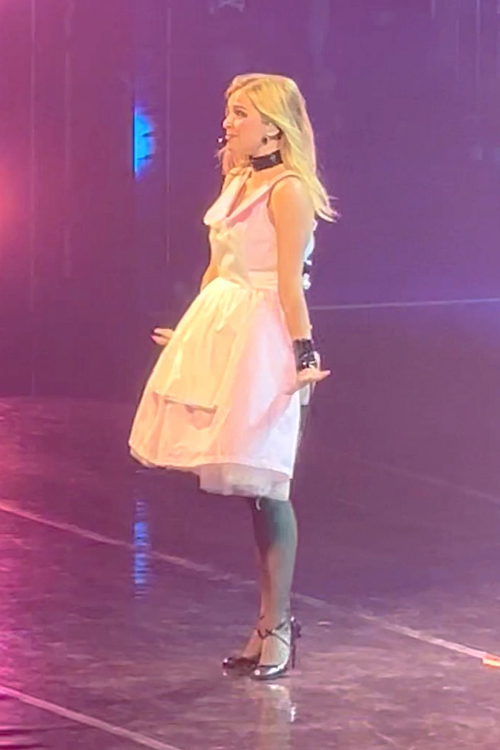 Addison Rae Performs Addison Tour Toronto, October 2025 1