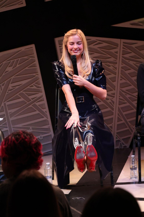 Addison Rae Performs at Grammy Museum Evening New York City, October 2025 3