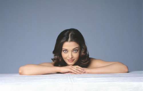 Aishwarya Rai Mistress of Spices Promoshoot 2