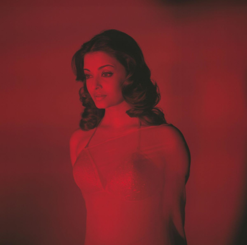 Aishwarya Rai Mistress of Spices Promoshoot 8