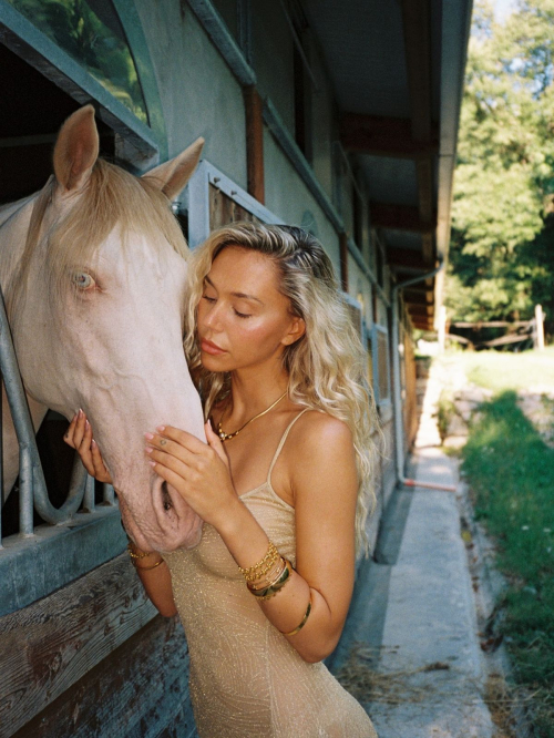Alexis Ren for Sereia Jewelry Fall/Winter 2025, October 2025