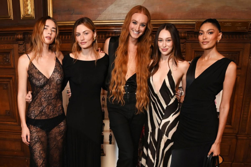 Alycia Debnam-Carey at Nina Ricci Fashion Show Paris, October 2025 4