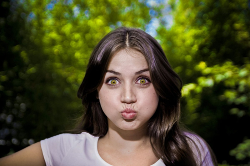 Ana de Armas for Herbal Essences 2009 14