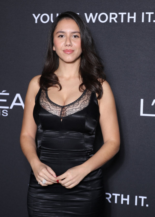 Anaide Rozam at L’Oreal Paris Show Paris Fashion Week, September 2025