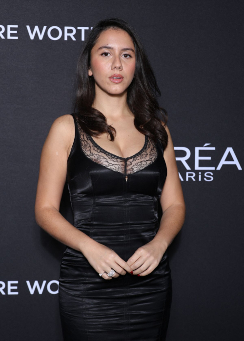 Anaide Rozam at L’Oreal Paris Show Paris Fashion Week, September 2025 2