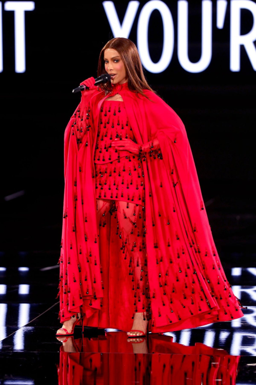 Anitta at L’Oreal Paris Fashion Show Paris, September 2025 9