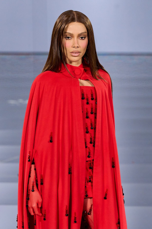Anitta at L’Oreal Paris Fashion Show Paris, September 2025 7