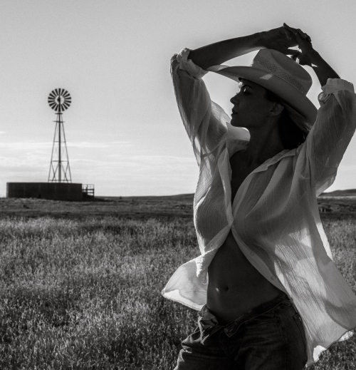 Anna Lisa Wagner Black and White Photoshoot, September 2025 2