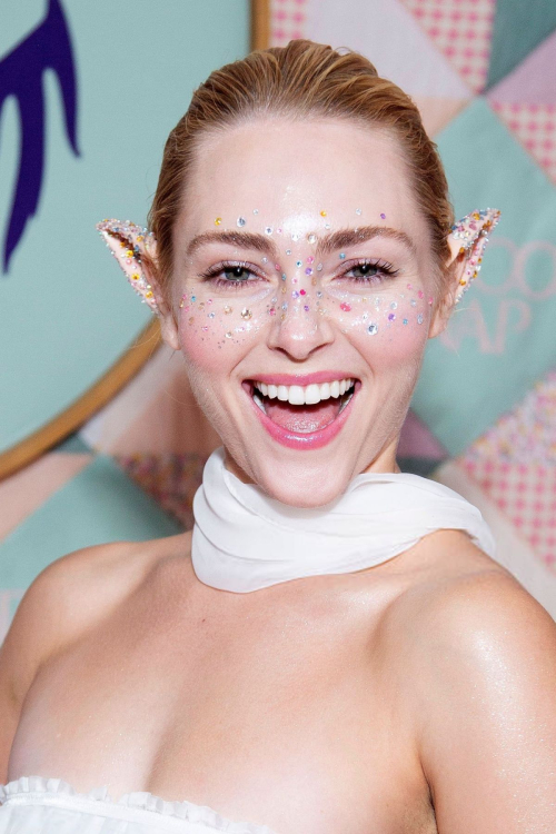 AnnaSophia Robb at Cursed Amulet Party NYC, October 2025 6