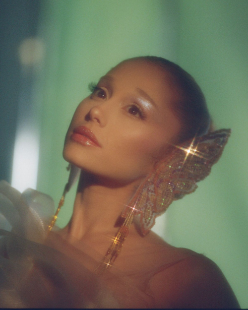 Ariana Grande R.E.M. Beauty Wicked Collection, October 2025 3
