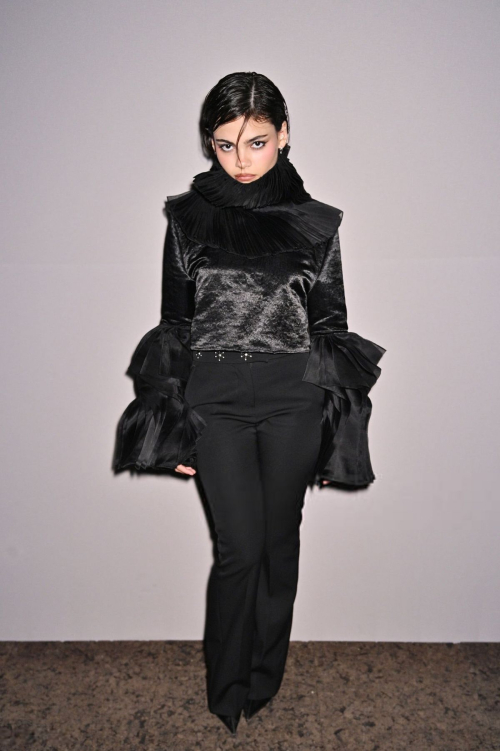 Ariana Greenblatt at McQueen Show Paris Fashion Week, October 2025 2