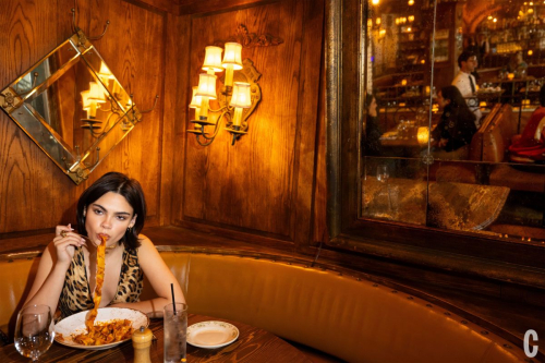 Ariana Greenblatt for Cosmopolitan, November 2025 9