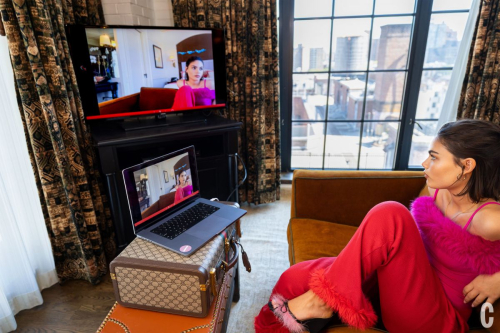 Ariana Greenblatt for Cosmopolitan, November 2025 4