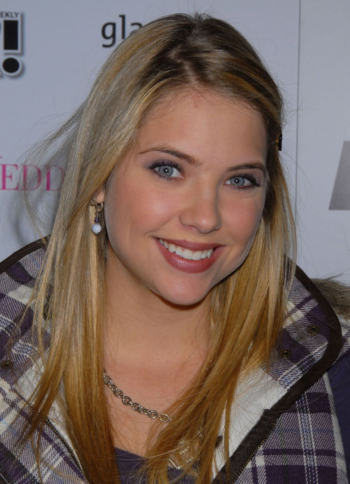 Ashley Benson at Wedding Wars Premiere Los Angeles, December 2006 3