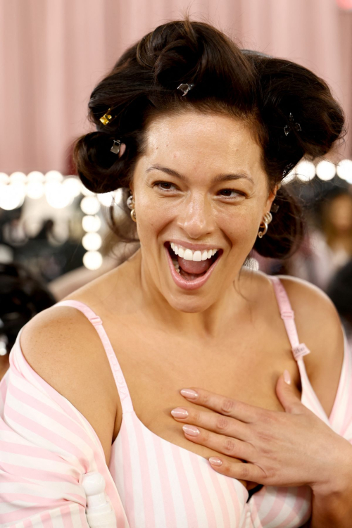 Ashley Graham backstage at Victoria