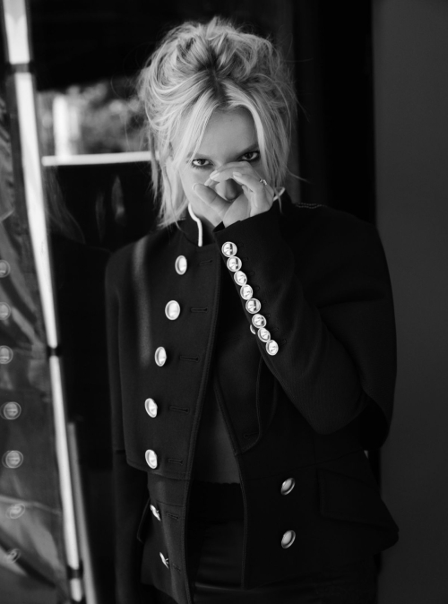 Britney Spears at Photoshoot, 2016 7