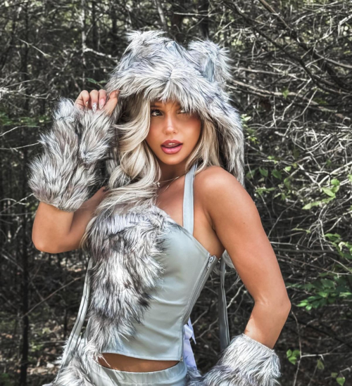 Brooklyn Riley Instagram photos, October 2025 4