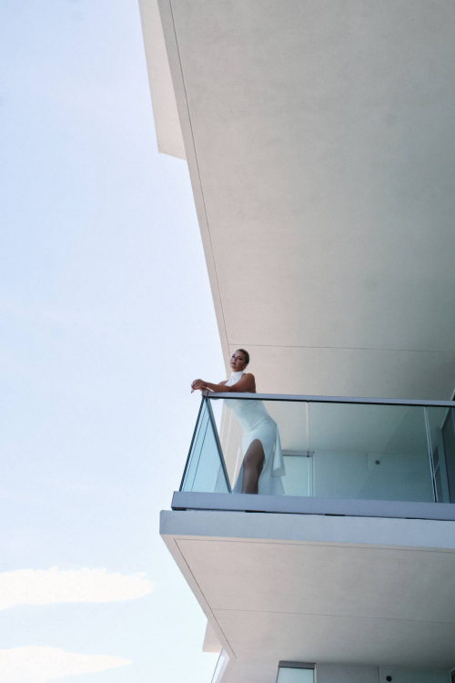 Camille Kostek for Ocean Drive Magazine, October 2025 6