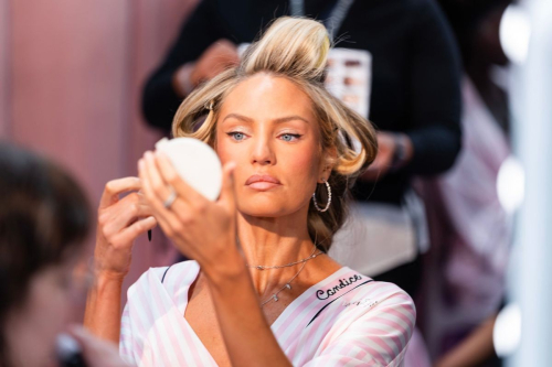 Candice Swanepoel backstage Victoria