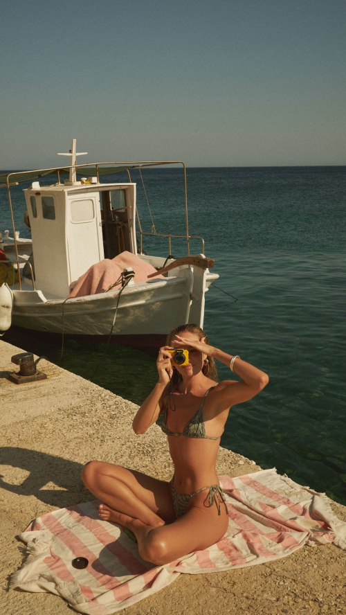 Candice Swanepoel Instagram Photos, October 2025 2