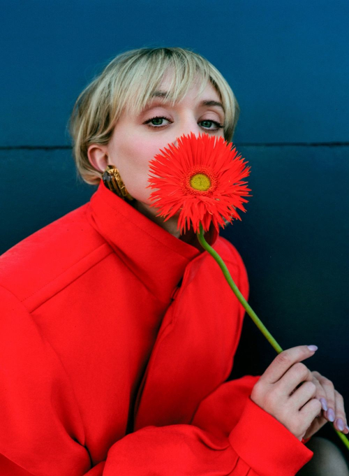 Chelsea Frei features for Who What Wear, October 2025 3