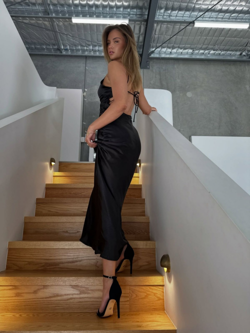 Chelsea Mayer Instagram Photos, October 2025 9