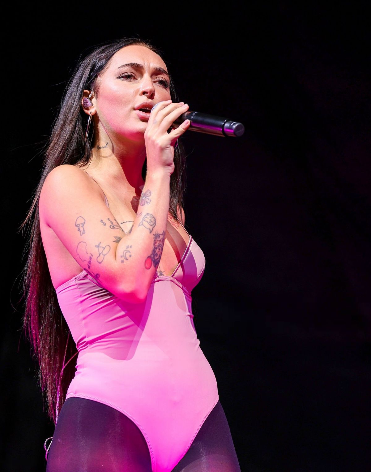 Cil Performs at Dua Lipa Radical Optimism Tour Dallas, October 2025