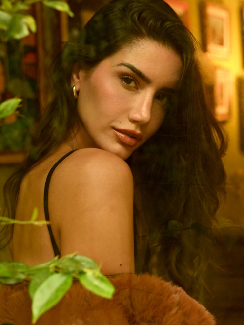 Claudia Coria Instagram Photos and Video, October 2025 10