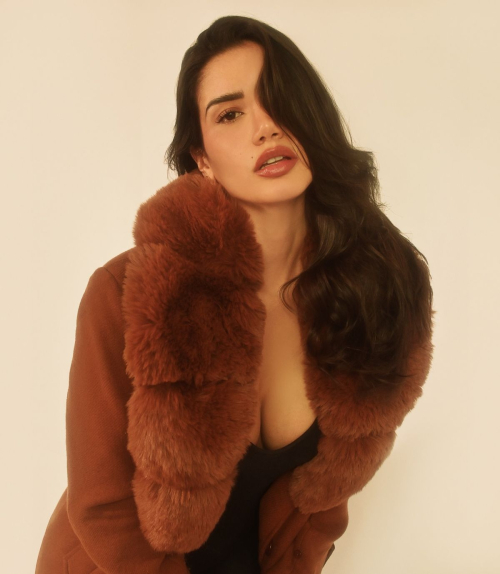 Claudia Coria Instagram Photos and Video, October 2025 16