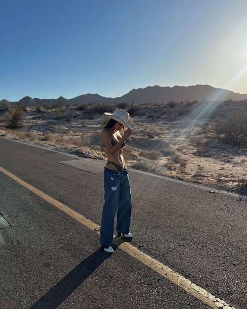 Claudia Coria Instagram Photos and Video, October 2025 46