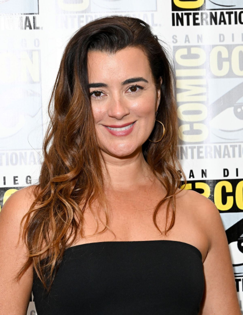 Cote De Pablo at NCIS Tony and Ziva Press Line, July 2025 1