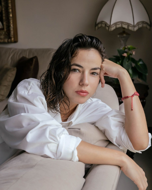 Cristina Rodlo for Rostros, October 2025 22