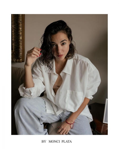 Cristina Rodlo for Rostros, October 2025 2