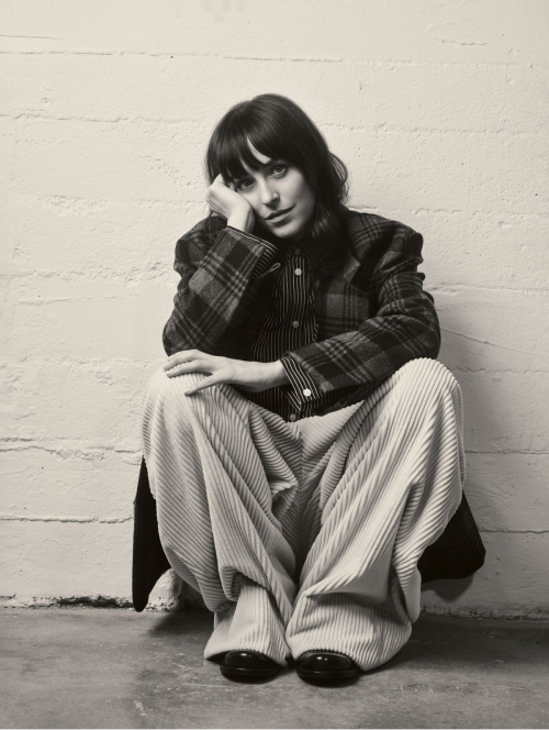 Dakota Johnson for Vogue Germany, November 2025 7