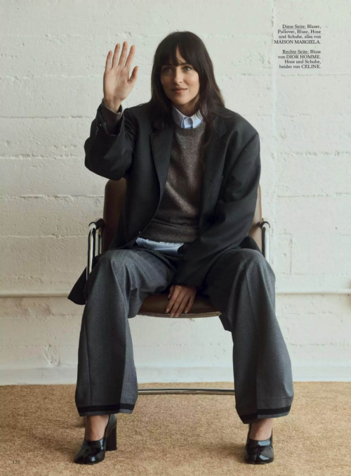 Dakota Johnson Vogue Magazine Germany, November 2025 6