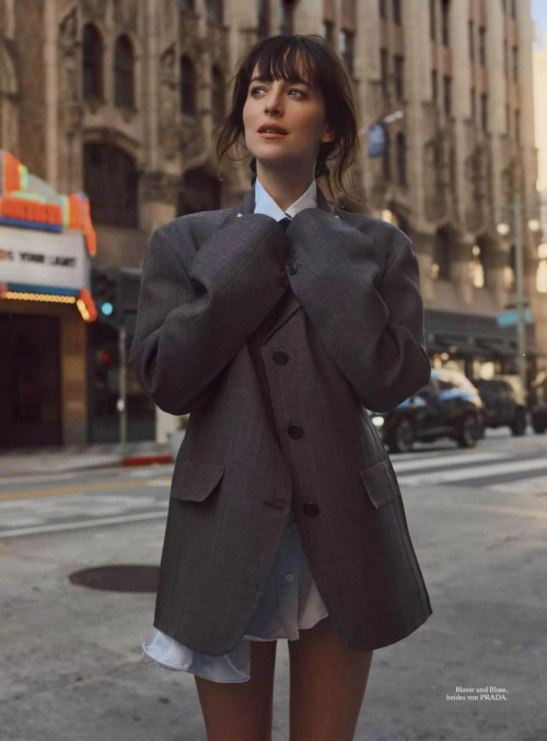 Dakota Johnson Vogue Magazine Germany, November 2025 7