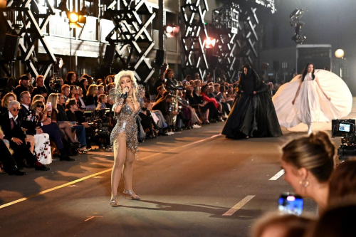 Doja Cat Performs at Vogue World Hollywood, October 2025 5