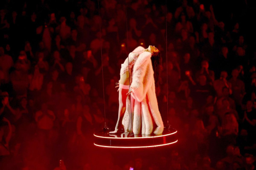 Dua Lipa Performs on Radical Optimism Tour Dallas, October 2025 4