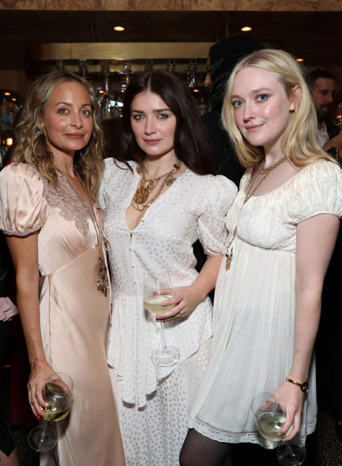 Elle and Dakota Fanning W Magazine Chloe Dinner Beverly Hills 4