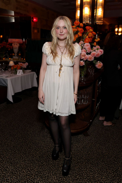 Elle and Dakota Fanning W Magazine Chloe Dinner Beverly Hills 6