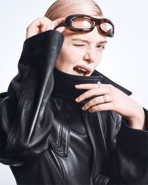 Elle Fanning for i-D Magazine, October 2025 4