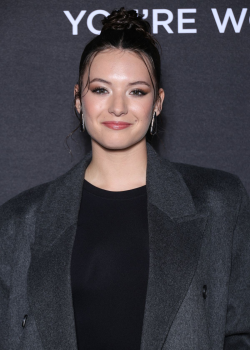 Elsa Bois at L’Oreal Paris Show Paris Fashion Week, September 2025 3