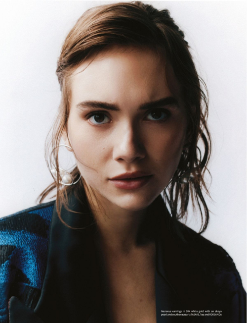 Emilia Jones in The Glass Magazine October 2025 5