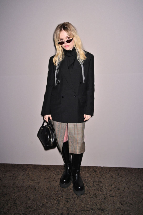 Emily Alyn Lind at McQueen Show Paris Fashion Week, October 2025 6