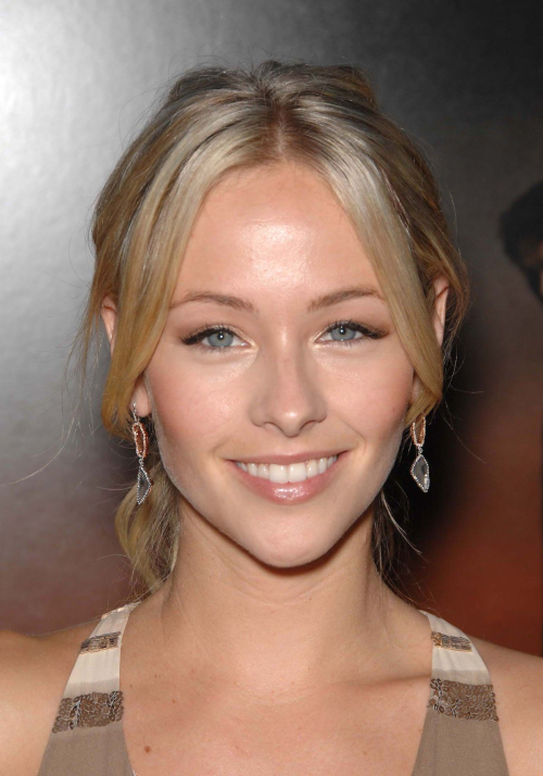 Emily Montague at Fright Night Premiere, 2011 1