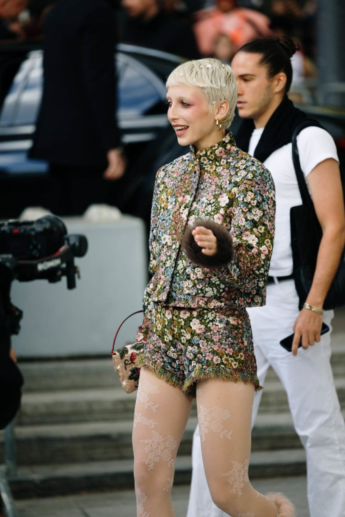 Emma Chamberlain at Valentino Fashion Show Paris Fashion Week, October 2025 2