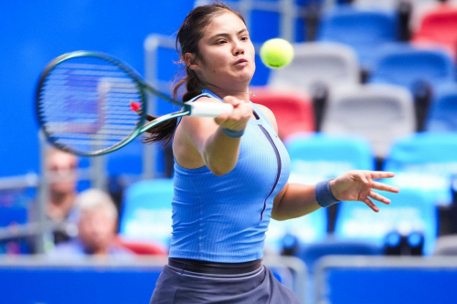 Emma Raducanu Retires from First Round Match Wuhan, October 2025 3