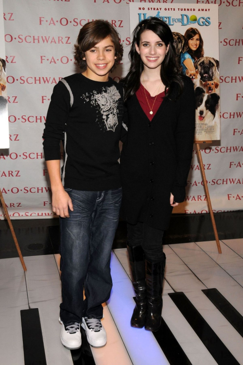 Emma Roberts at Hotel For Dogs Promotional Event 2