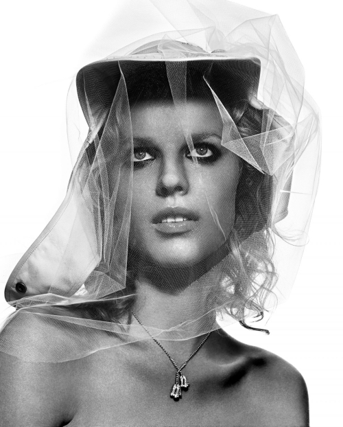 Eva Herzigova for Citizen K, December 2002 1